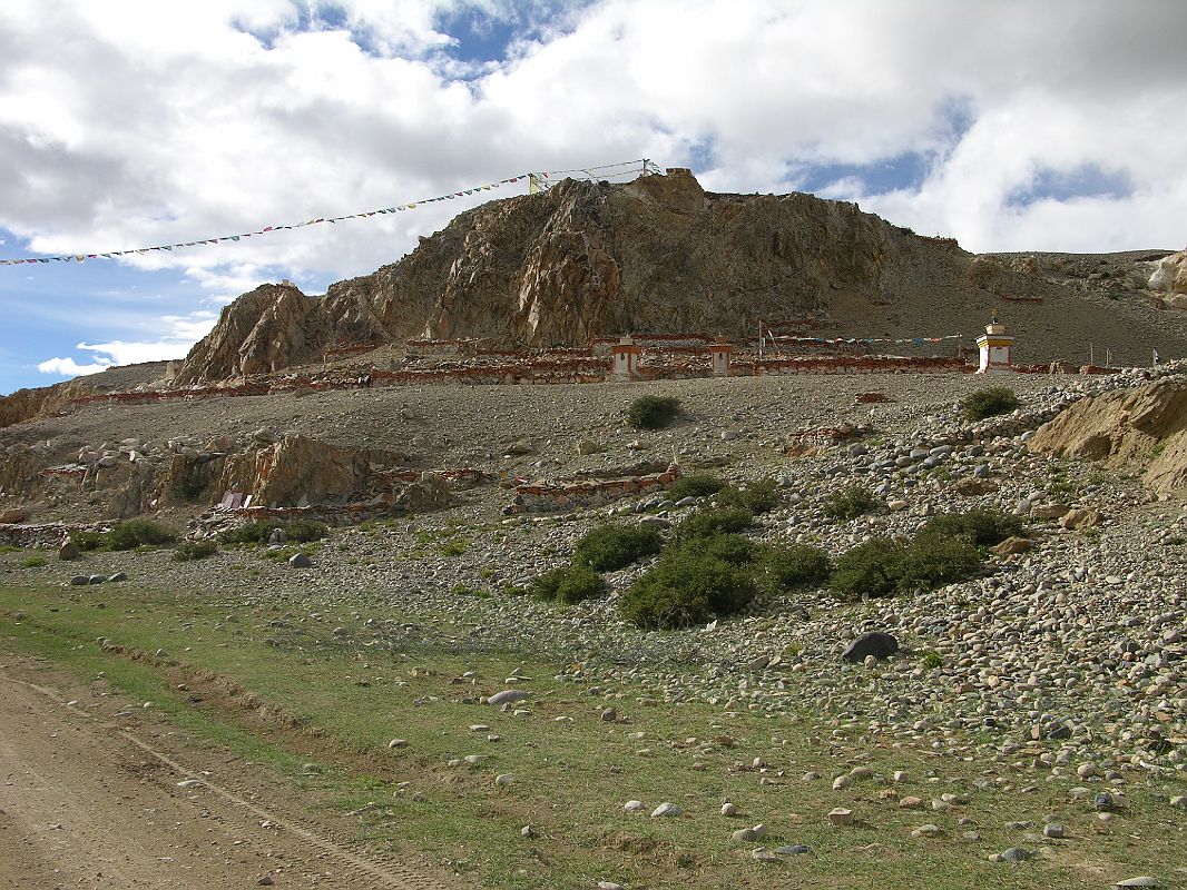 Tibet Kailash 06 Tirthapuri 05 Looking up to Pass at top of Kora